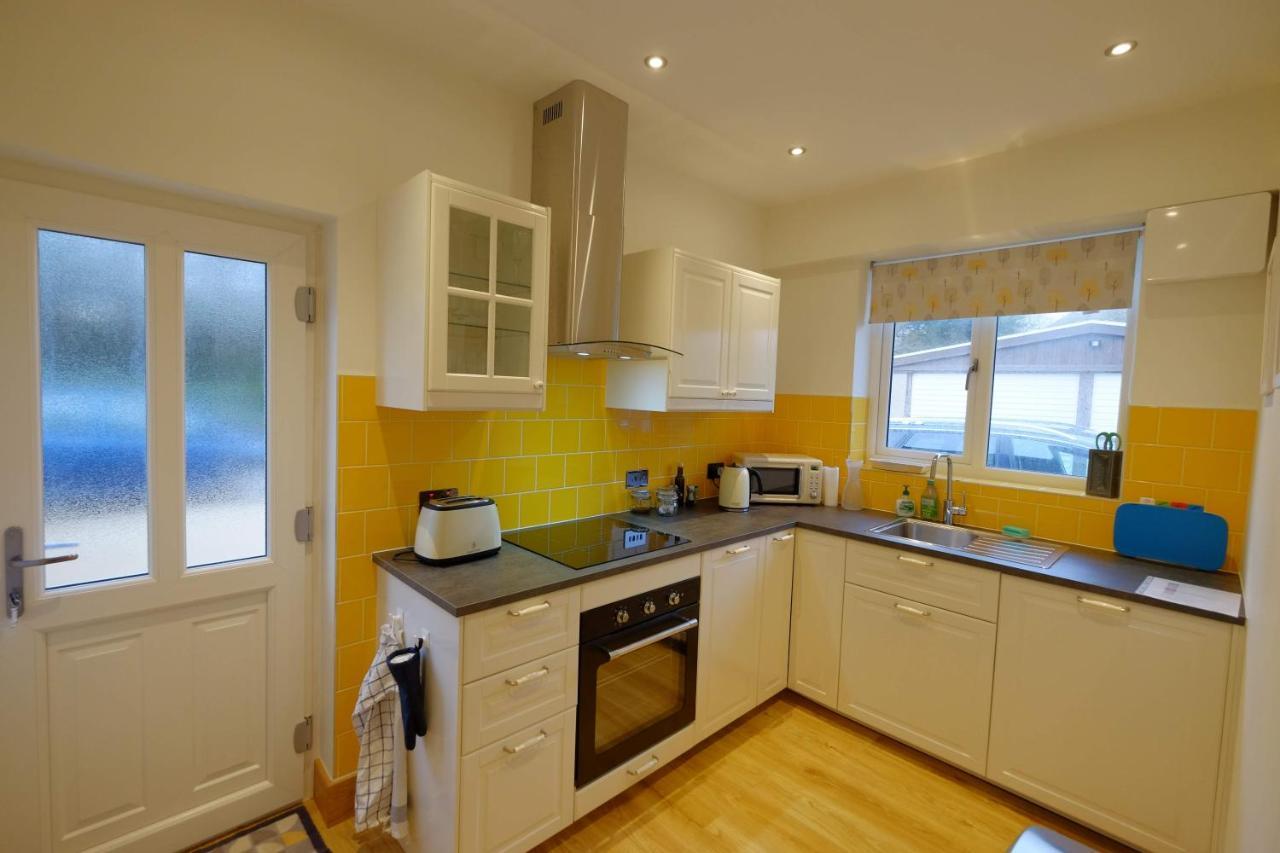 Ferienwohnung The Annex Milford on Sea Exterior foto